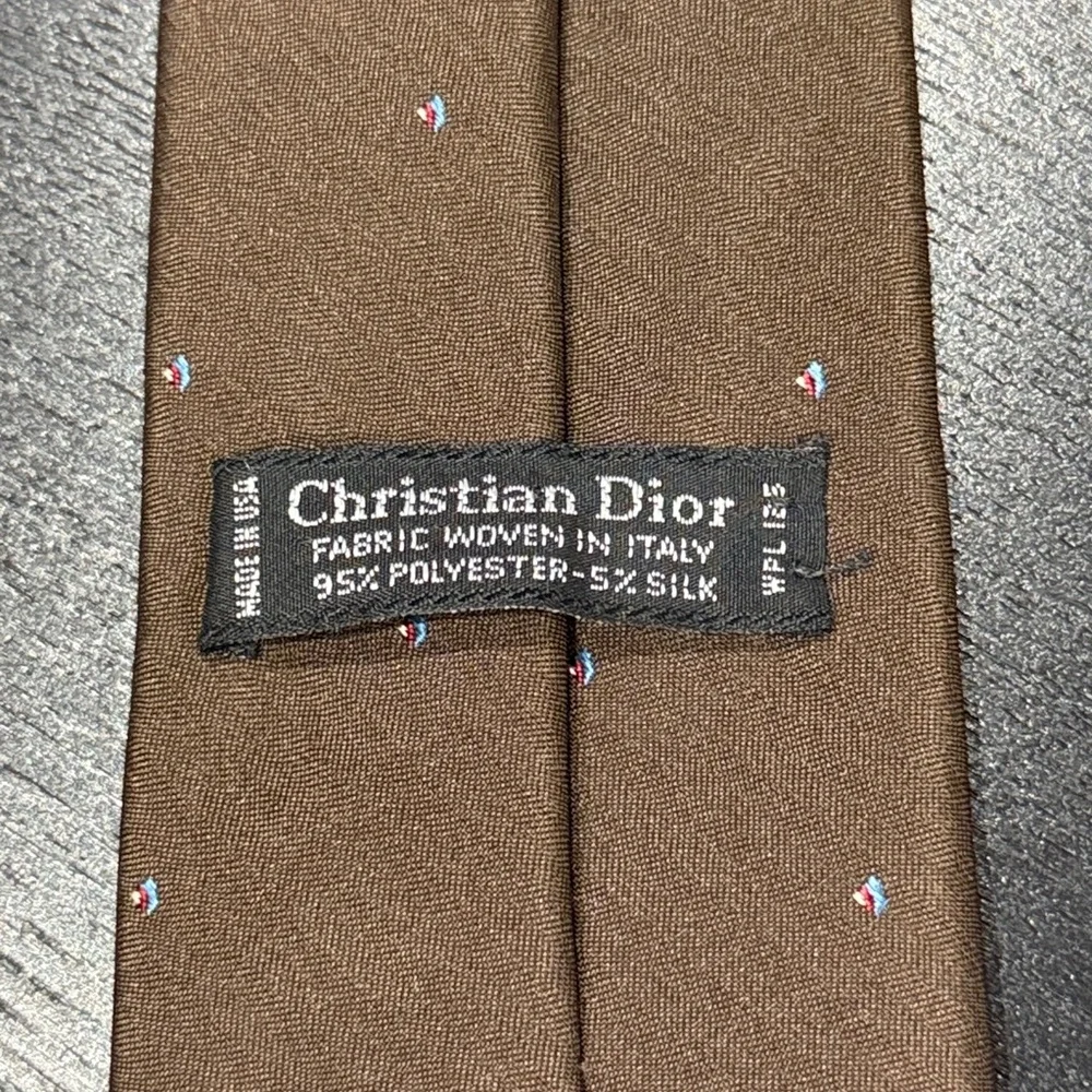 Vintage Christian Dior Brown Necktie with Subtle Dot Pattern - Picture 4 of 7
